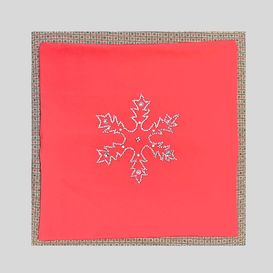 Hand-Beaded Snowflake Velvet Pillowcase – Festive Holiday Décor