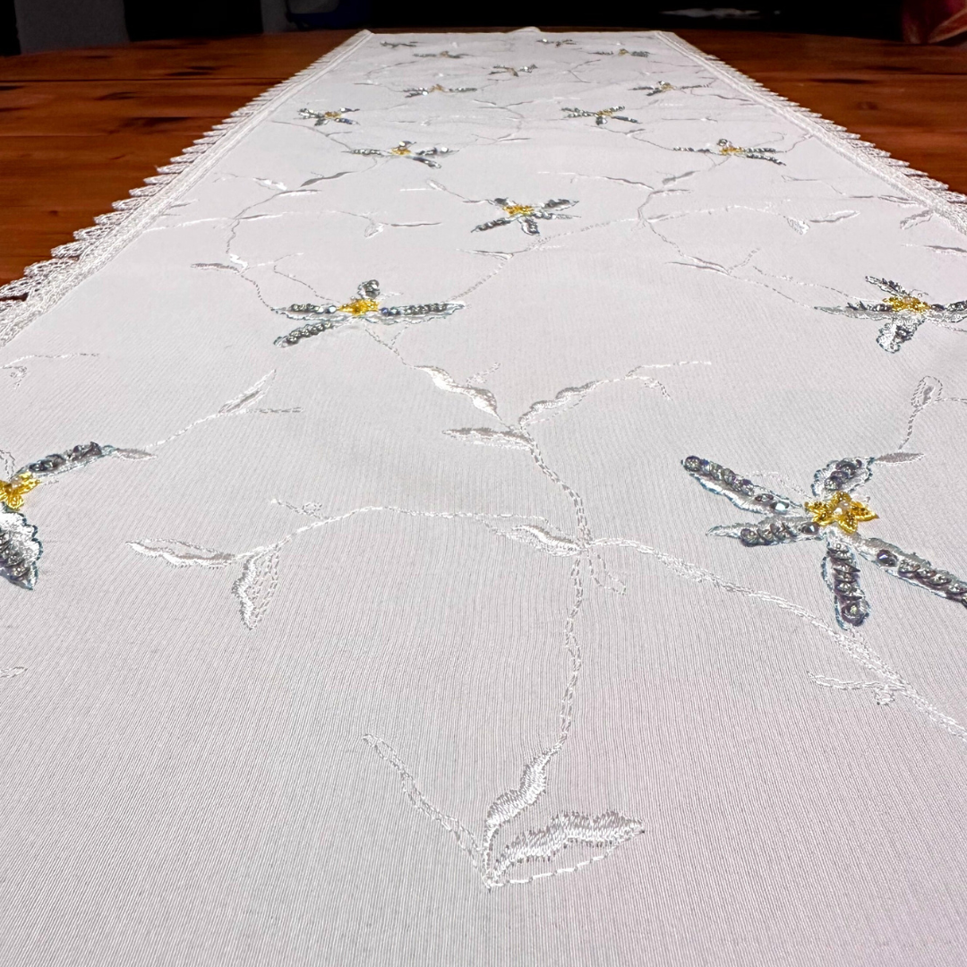 Hand-Embroidered Floral Table Runner – Elegant with Lace Border (55x17 Inches)